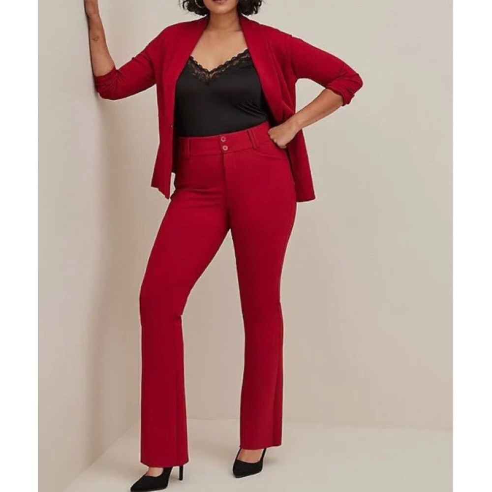 TORRID- STUDIO SIGNATURE PREMIUM PONTE STRETCH TROUSER - RED 30 XT